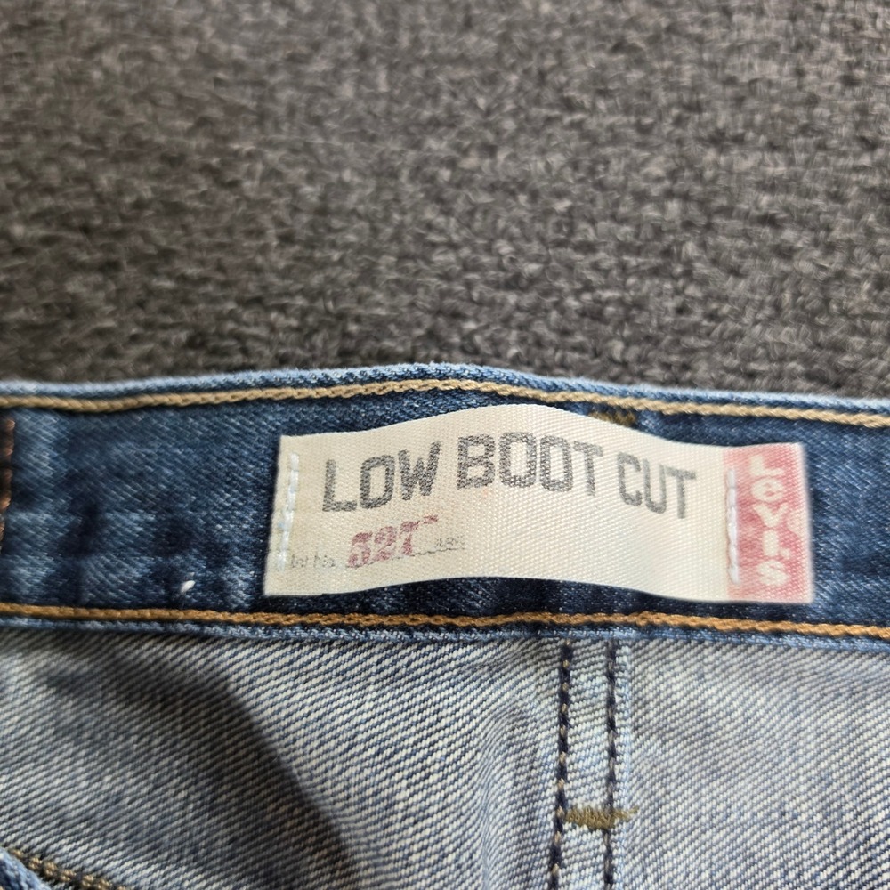 Levi's 527 Low Boot Cut Jeans Mens 33x32 Blue Denim Slim Fit Casual Classic - Picture 2 of 9